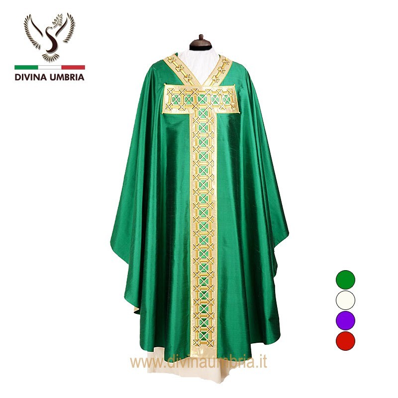 Chasubles and stoles out of pure silk