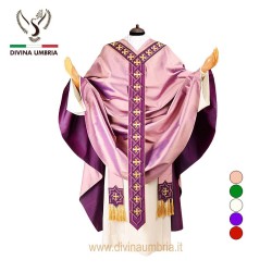 Gothic chasuble out of pure silk lined