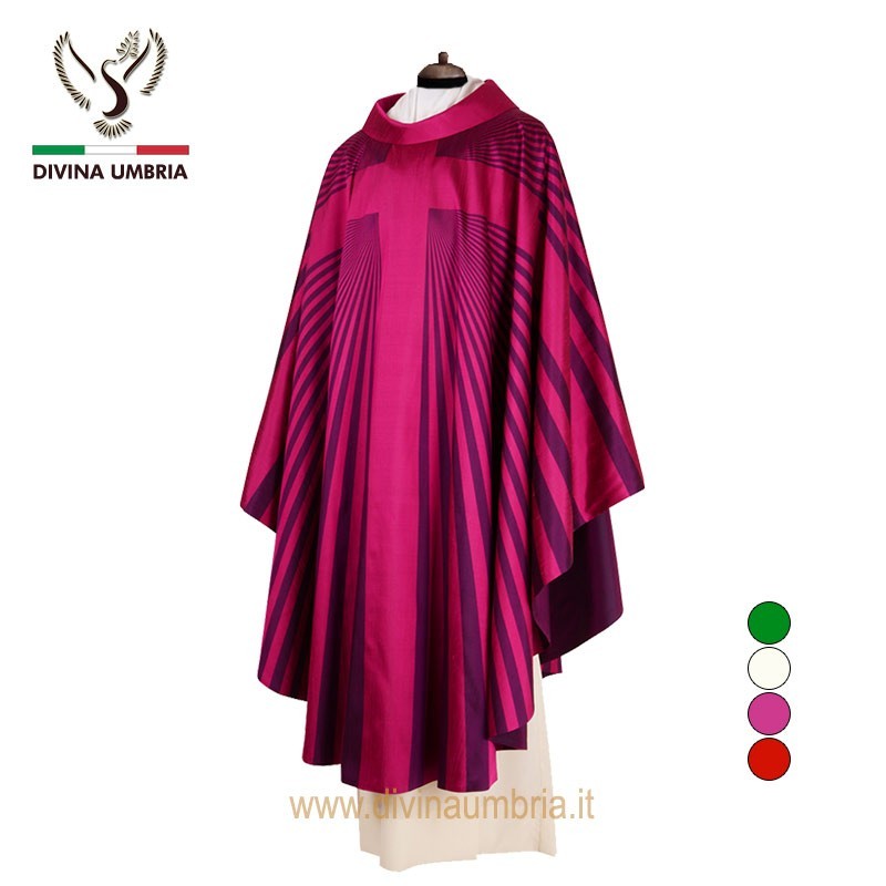 Purple chasuble in pure silk fabric