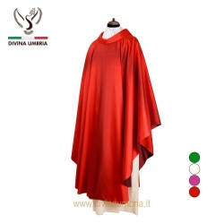 Red chasuble out of Silk shantung