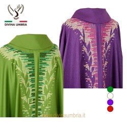 Contemporary chasubles out of wool