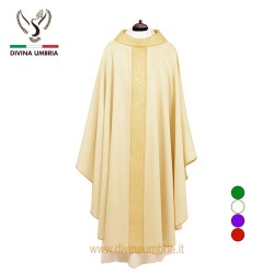 White chasuble out of satin silk