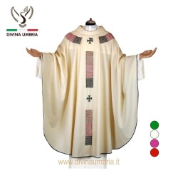 White chasuble dedicated to Pope Marcellus II