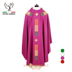 Embroidered purple chasuble out of pure wool