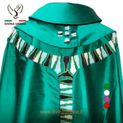 Green chasuble out of silk shantung