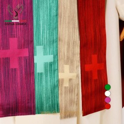 Chasubles and stoles out of silk fabric