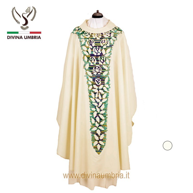 Marian Chasuble embroidered with roses design